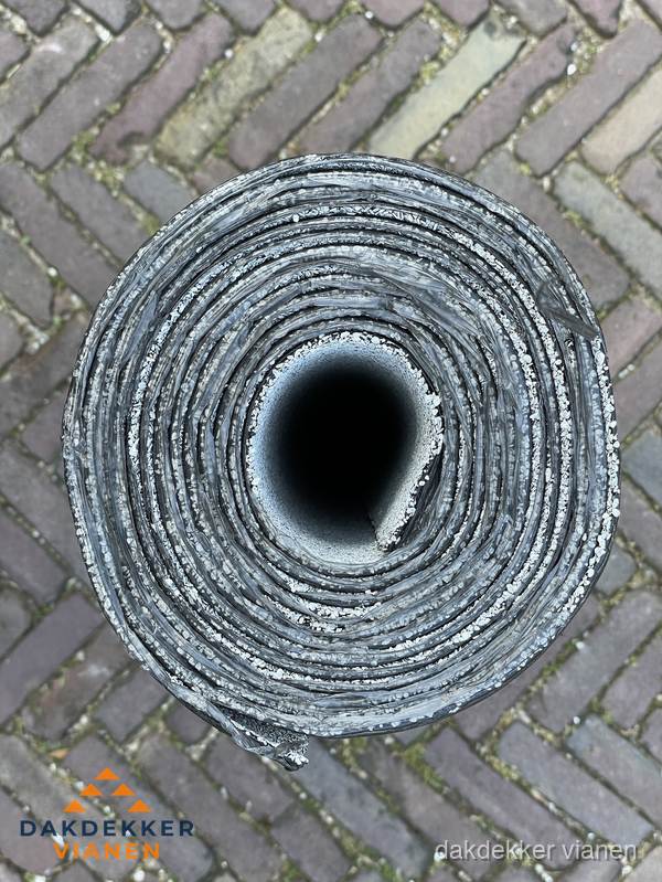 Rol EPDM dakbedekking materiaal voor plat dak in Vianen